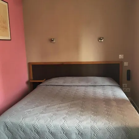 Au Val De Saone Parking Gratuit, Wi-fi Debit Hotel