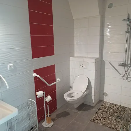 Au Val De Saone Parking Gratuit 2* Sathonay-Camp