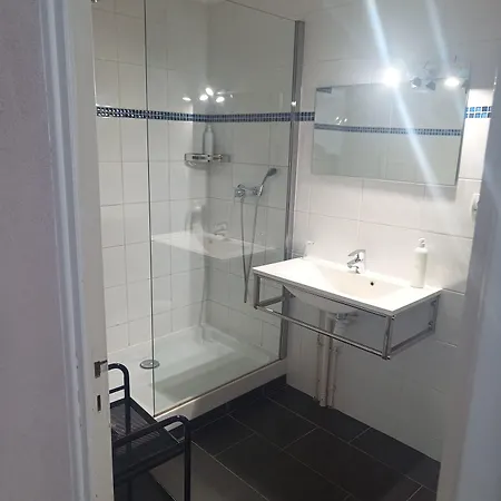 Au Val De Saone Parking Gratuit Hotel