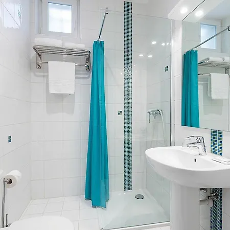 Au Val De Saone Parking Gratuit Hotel 2*