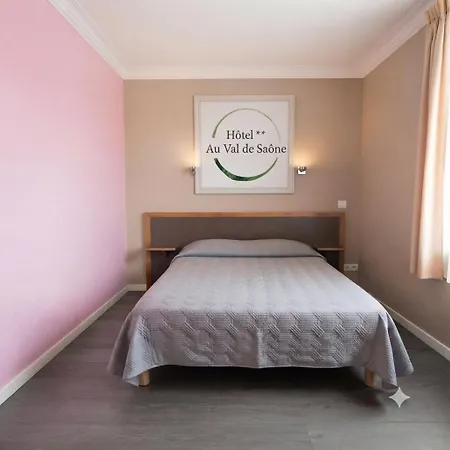 Au Val De Saone Parking Gratuit Hotel
