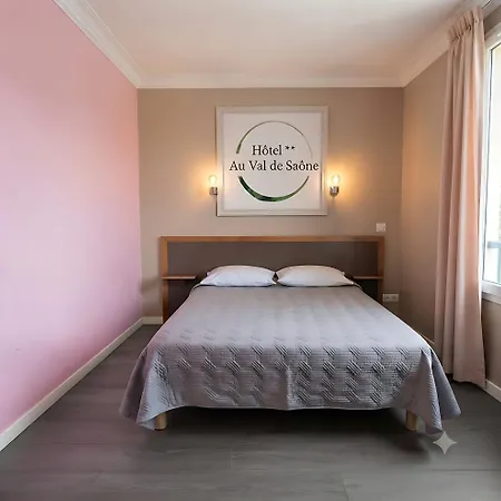 Au Val De Saone Parking Gratuit 2*