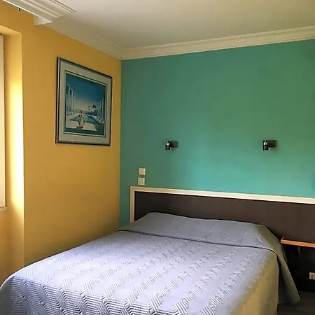 Au Val De Saone Parking Gratuit 2* Sathonay-Camp