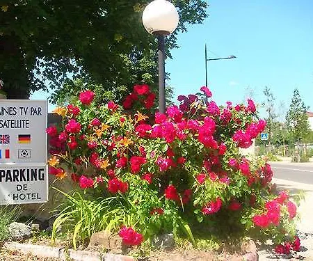 Au Val De Saone Parking Gratuit 2*