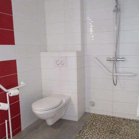 Hotel Au Val De Saone Parking Gratuit